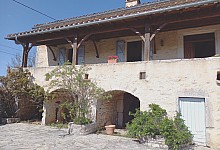 St CIRQ LAPOPIE (secteur) - propriété en pierre ancienne rénovée avec piscine et dépendances